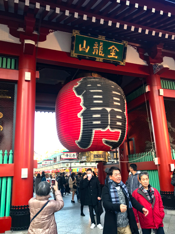 浅草寺といえば“雷門”です！