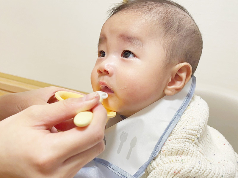 離乳食デビュー